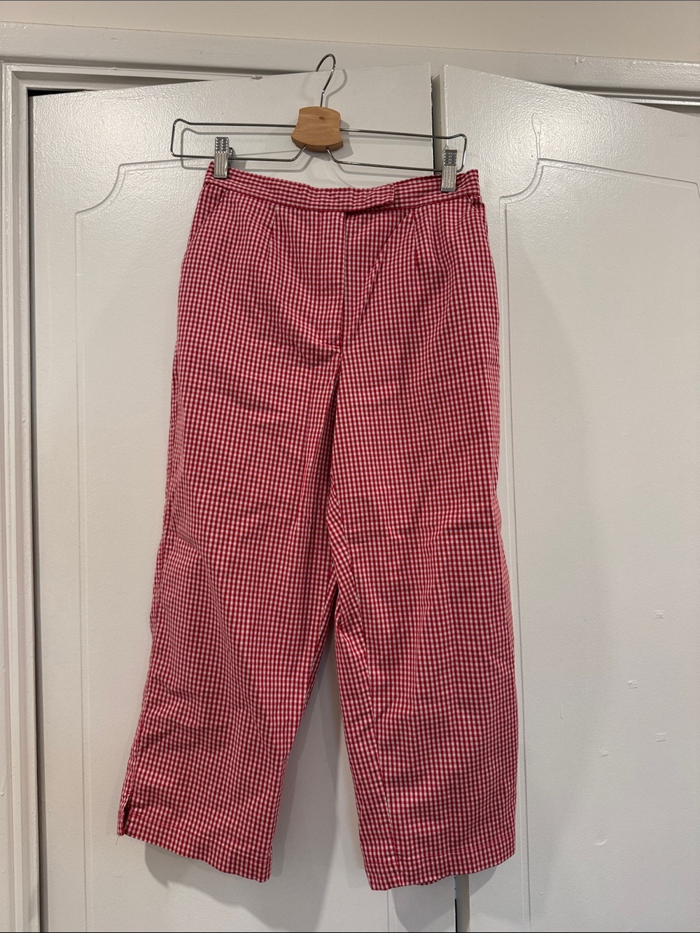 Liz Claiborne Red Gingham capris pants